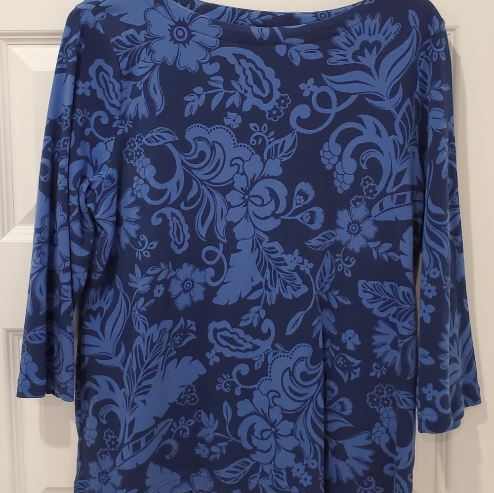 Floral blue Croft & Barrow top